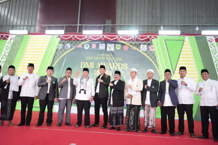 Hadiri DMI Award Tingkat Kecamatan Cileungsi, Pj Bupati : Dorong Tingkatkan Peran Masjid Bagi Umat