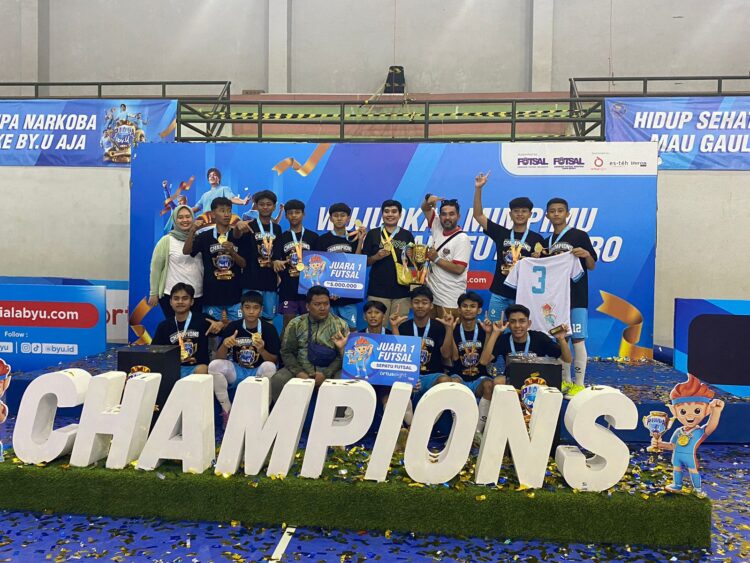 SMPN 7 Kota Bogor boyong Piala By.U tingkat SMP se Jawa Barat