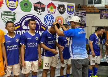 SMKN 1 Gunung Putri Raih Juara 3 Turnamen Futsal DPD KNPI, Pelatih: Alhamdulillah