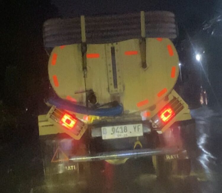PT SKM Diduga Buang Limbah B3 Pakai Mobil Sedot WC