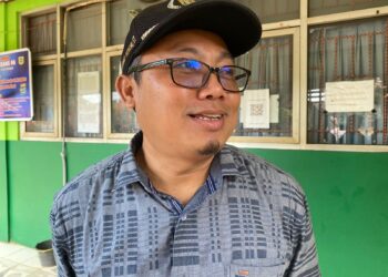 PT Surya Kharisma Mandiri Buang Air LImbah ke Got Warga dan Pakai Mobil Sedot WC