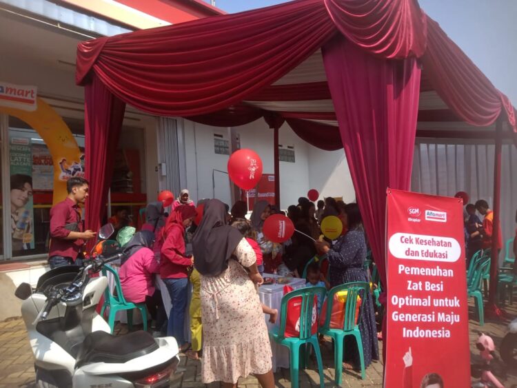 Ratusan Ibu dan Anak ikuti Alfamart Sahabat Generasi Maju bersama SGM Eksplor