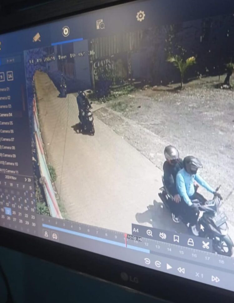 Rumahnya Disambangi Rampok, IRT Ditodong Senpi