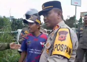 Mengganggu Wisatawan, 15 “Pak Ogah” di Jalur Puncak Diamankan