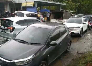 Musim Liburan,Jalur Puncak II Langganan Macet, Beben: Upaya Pelebaran Jalan