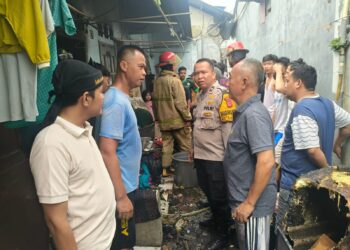 Konsleting Listrik, Kontrakan di Cicadas Terbakar