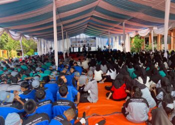 Dukung Siswa Hadapi Dunia Kerja, SMKN 1 Gunung Putri Gelar Festival Karir 2025