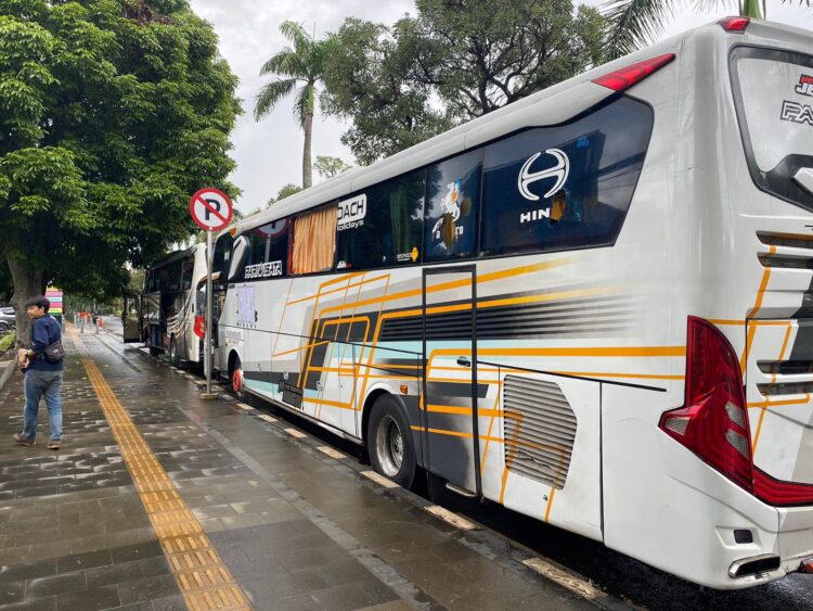 Bentrok Suporter di Tol Jagorawi, Supir Bus: Dugaan Saya Mereka Janjian