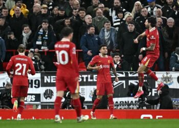 Liverpool Kokoh di Puncak! The Reds Bungkam Newcastle 2-0 di Anfield