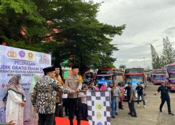 Pemkab Bogor dan Polres Bogor Lepas 1.600 Peserta Mudik Gratis Lebaran 2025