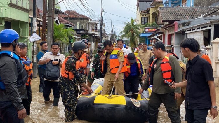 Wakil Bupati Bogor Tinjau Banjir di Vila Nusa Indah I, 4.790 Warga Terdampak