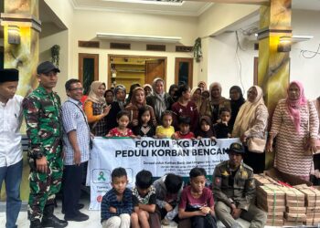 Forum PKG PAUD Kabupaten Bogor Salurkan Bantuan untuk Anak Terdampak Bencana di Sukamakmur