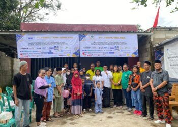 Resmikan Kantor Baru, PT Tin Putra Mia dan PT Febri Utama Gemilang Santuni 32 Anak Yatim