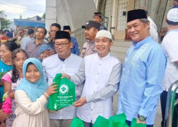 LDII Gunung Putri Bagikan Takjil, Pembagian Serentak di Jawa Barat Dilakukan LDII Jabar