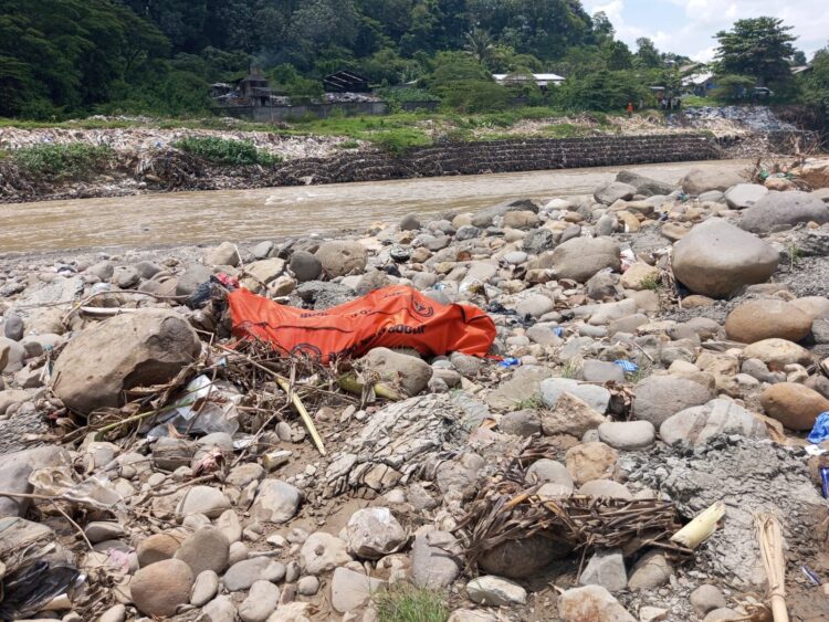 Hanyut Saat Menyebrang Sungai Cileungsi, Pria Asal Citeureup Meninggal Dunia di Klapanunggal