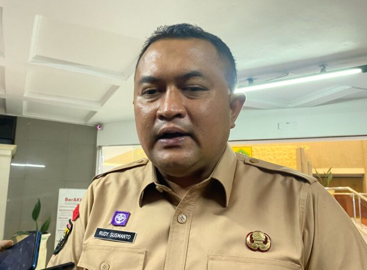 Soal Pelajar yang Harus Sebrangi Sungai Untuk Berangkat Sekolah, Bupati Targetkan Pembangunan Jembatan