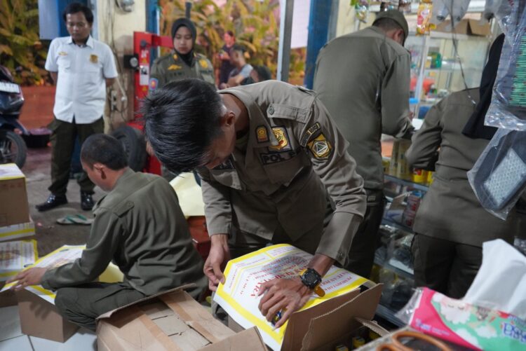 Terima Aduan Masyarakat, Satpol PP Kabupaten Bogor Sita 493 Miras di Kemang