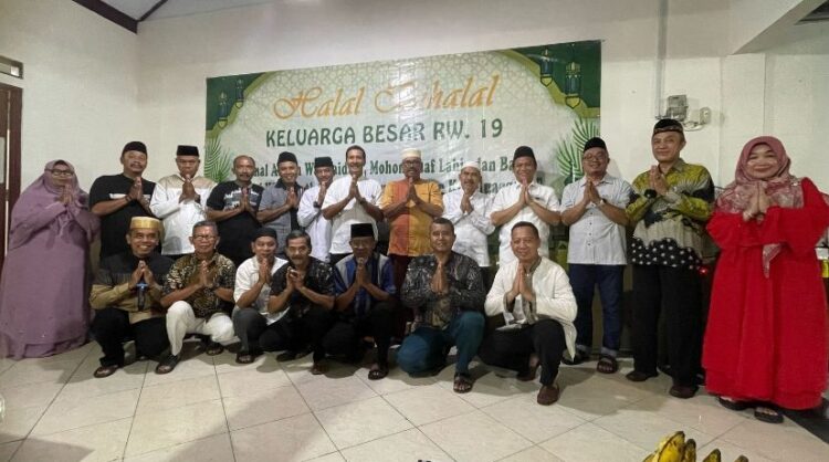 Kades Ciangsana Hadiri Halal Bihalal di RW 19, Dukung Sinergi Membangun Desa