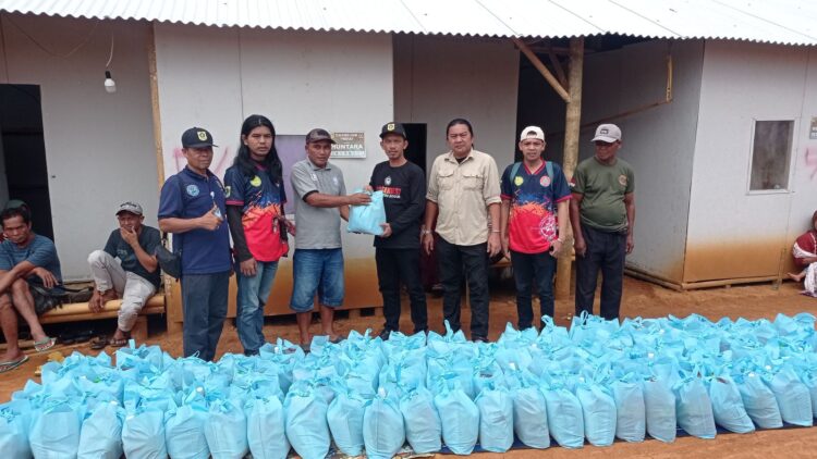 Pemdes Tlajung Udik Salurkan Bantuan Logistik Tahap 2 untuk Korban Bencana di Sukabumi