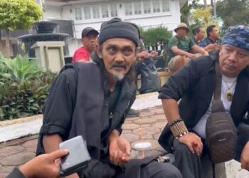 Kirab Mahkota Binokasih Jadi Simbol Kebangkitan Budaya Sunda
