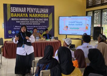 Pemdes Tlajung Udik Bekali Siswa SMPN 4 Gunung Putri Tentang Bahaya Narkoba