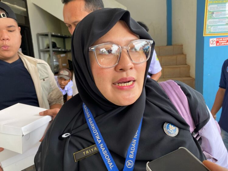 Beri Penyuluhan Bahaya Narkoba di SMPN 4 Gunung Putri, BNNK : Coklat Ganja Jenis Baru Narkoba