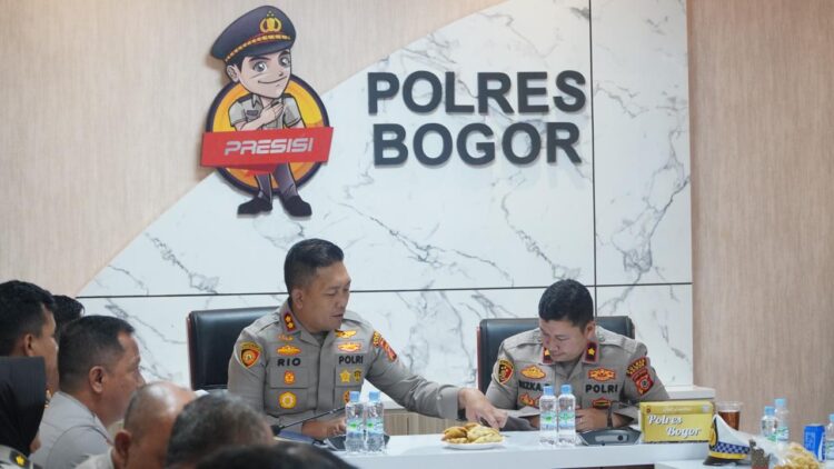 Kapolres Bogor Tegaskan Pemberantasan Premanisme, Seluruh Kapolsek Diminta Bertindak Tegas