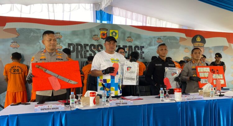 Polres Bogor dan Polresta Bogor Kota Bongkar Sindikat Preman Berkedok Debt Collector, 108 Kendaraan Disita