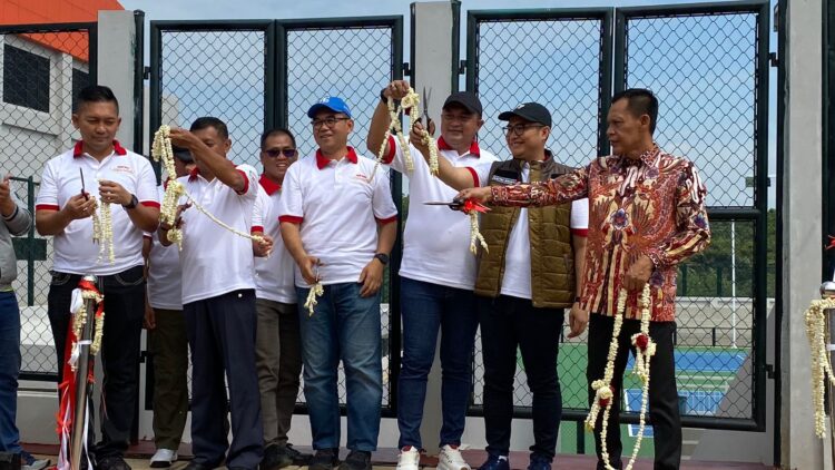 Pemkab Bogor Resmikan Lapangan Tenis Kapten Muslihat dan Berikan Bonus untuk 85 Atlet Berprestasi
