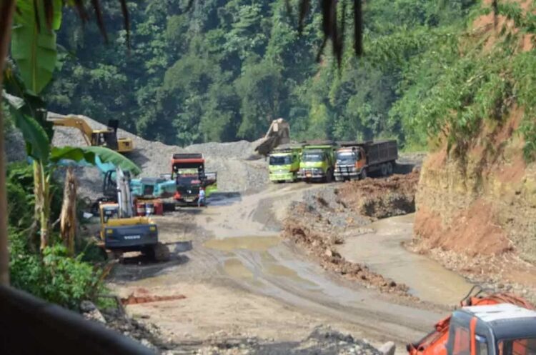 Pemkab Bogor Gelontorkan Rp104 Miliar untuk Pengecoran Jalan Tambang di Parung Panjang