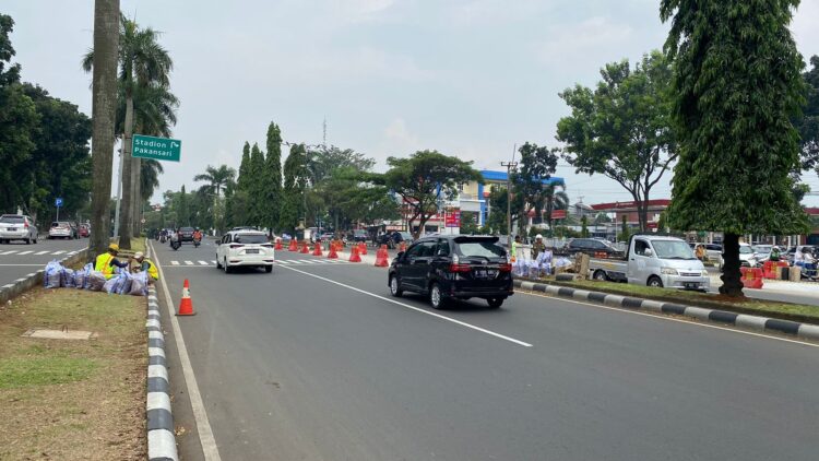 Catat! Dishub Kabupaten Bogor Akan Uji Coba Traffic Light Simpang Pakansari Senin Nanti