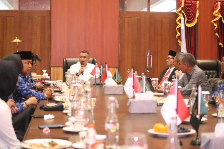 Gaungkan Budaya Kebersamaan, Bupati Bogor Rudy Susmanto Hadirkan Gebyar Gotong Royong dan Pelayanan Publik di Tengah Masyarakat