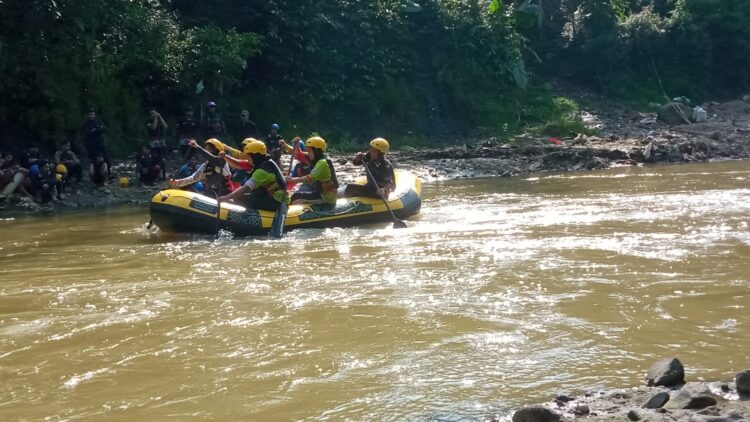Calon Atlet Arung Jeram Asal Gunung Putri Jalani Tes Fisik di Pusat Pelatihan FAJI Kabupaten Bogor