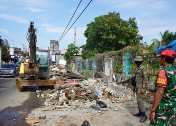 Satpol PP Terribkan Sebanyak 142 Bangunan Liar dan PKL di Babakan Madang Sampai Citeureup