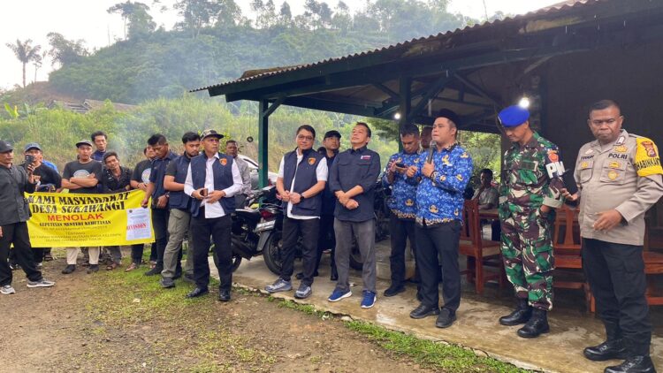 Polemik Tanah Desa Sukawangi, Kementerian Kehutanan dan Pemkab Bogor Memilih Bungkam