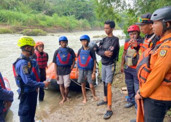 Hilang di Tepi Kali Cileungsi, Tim SAR Gabungan Lanjutkan Pencarian Besok