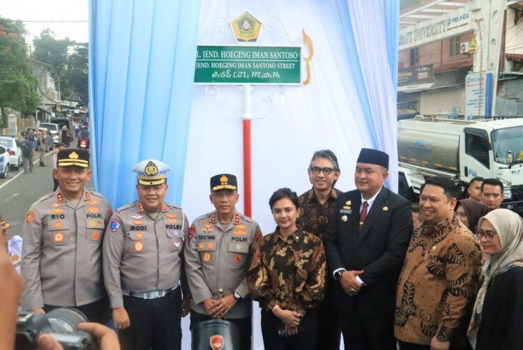 Kapolda Jabar Resmikan Pos dan Jalan Jenderal Hoegeng di Gadog Bogor, Jadi Simbol Keteladanan dan Pelayanan Publik