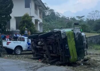 Diduga Rem Blong, Truk Box Tabrak Pengendara Motor Hingga Tewas