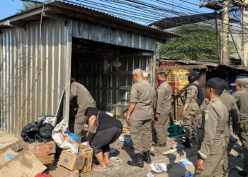 Satpol PP Tertibkan 115 Bangli di Flyover Cileungsi, Pemkab Bogor Siap Lanjutkan Penataan