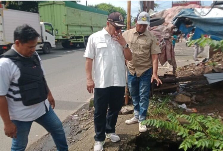 Tinjau Drainase Jalan Provinsi Cileungsi, Ini Rekomendasi Dari H. Achmad Fathoni