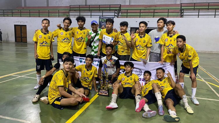 Pokja 30 Sabet Juara Turnamen Futsal se-Dusun 2 Desa Tlajung Udik