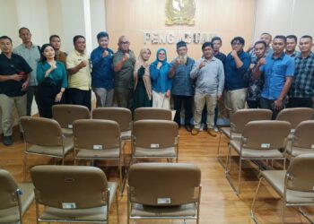 Kemenhut Langgar Komitmen, Warga Sukawangi Gerudug KOMNAS HAM