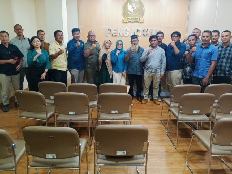 Kemenhut Langgar Komitmen, Warga Sukawangi Gerudug KOMNAS HAM