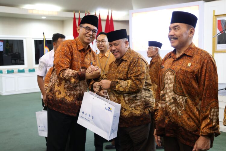 Sekda Ajat Harap PWRI Bisa Jadi Jalan Kebaikan Bagi Anggotanya