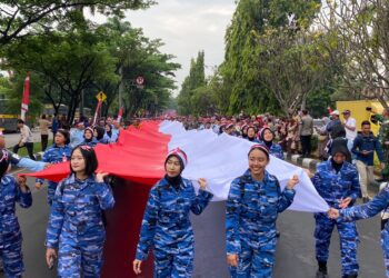 Sambut HUT RI ke-80, Pemkab Bogor Gelar Kirab Bendera Sepanjang 600 Meter
