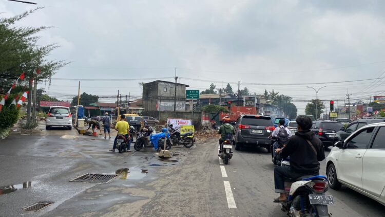 Urai Kemacetan, DPUPR Kabupaten Bogor Buat Sodetan Jalan di Simpang ITC Cibinong