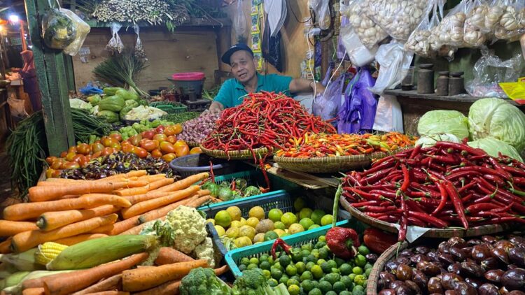 Harga Bahan Pokok di Pasar Cibinong Naik Pasca Aksi Demonstrasi di Sejumlah Daerah