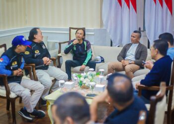 Kumpul dengan Komunitas Ojol, Dedie–Jenal Bahas Banyak Hal