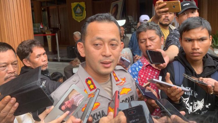 Hampir Ricuh, Polres Bogor Berhasil Cegah Aksi Sopir Truk Tambang di Parung Panjang