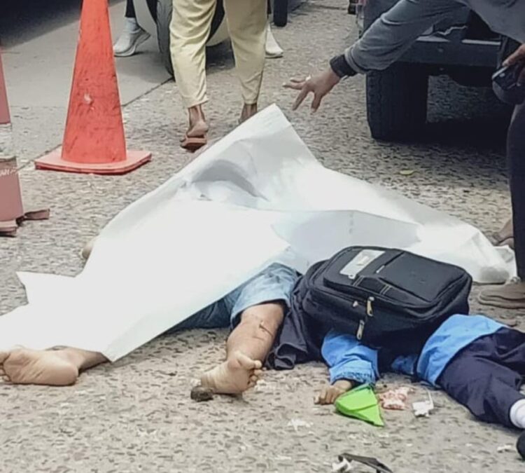 Terjepit Dua Kendaraan, Bapak dan Anak Tewas Ditempat